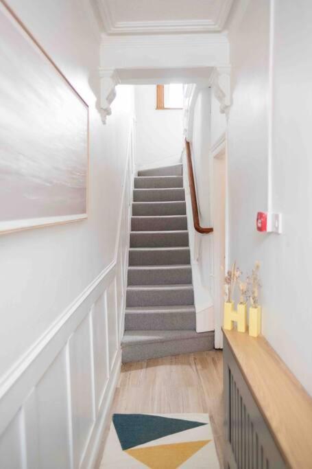 Charming 3 Bedroom Belfast Townhouse Exteriör bild